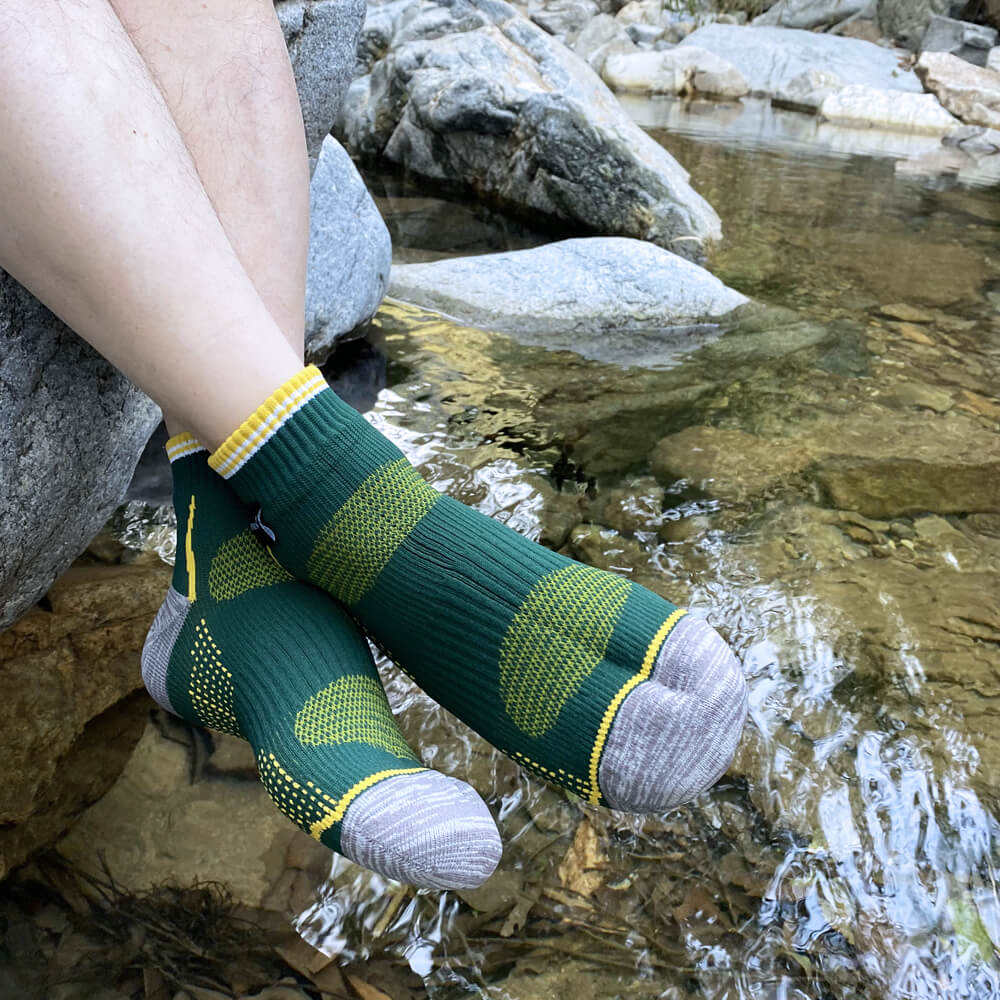 Clearance Mountaineering Waterproof Socks Outdoor Ski Wading Men Women  Socks Breathable Sweat Windproof Warm Socks